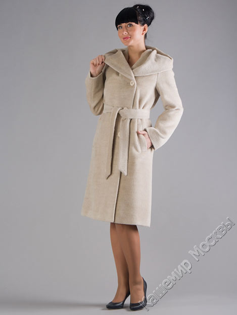 Женское пальто, фото